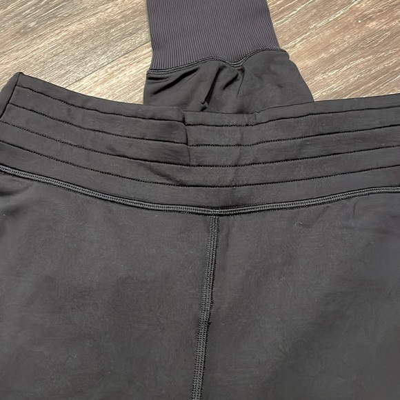 Lululemon Flurry Up High-Rise Jogger Size 6 - Picture 2 of 14